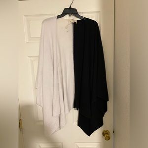Donni Charm x The Zoe Project Poncho